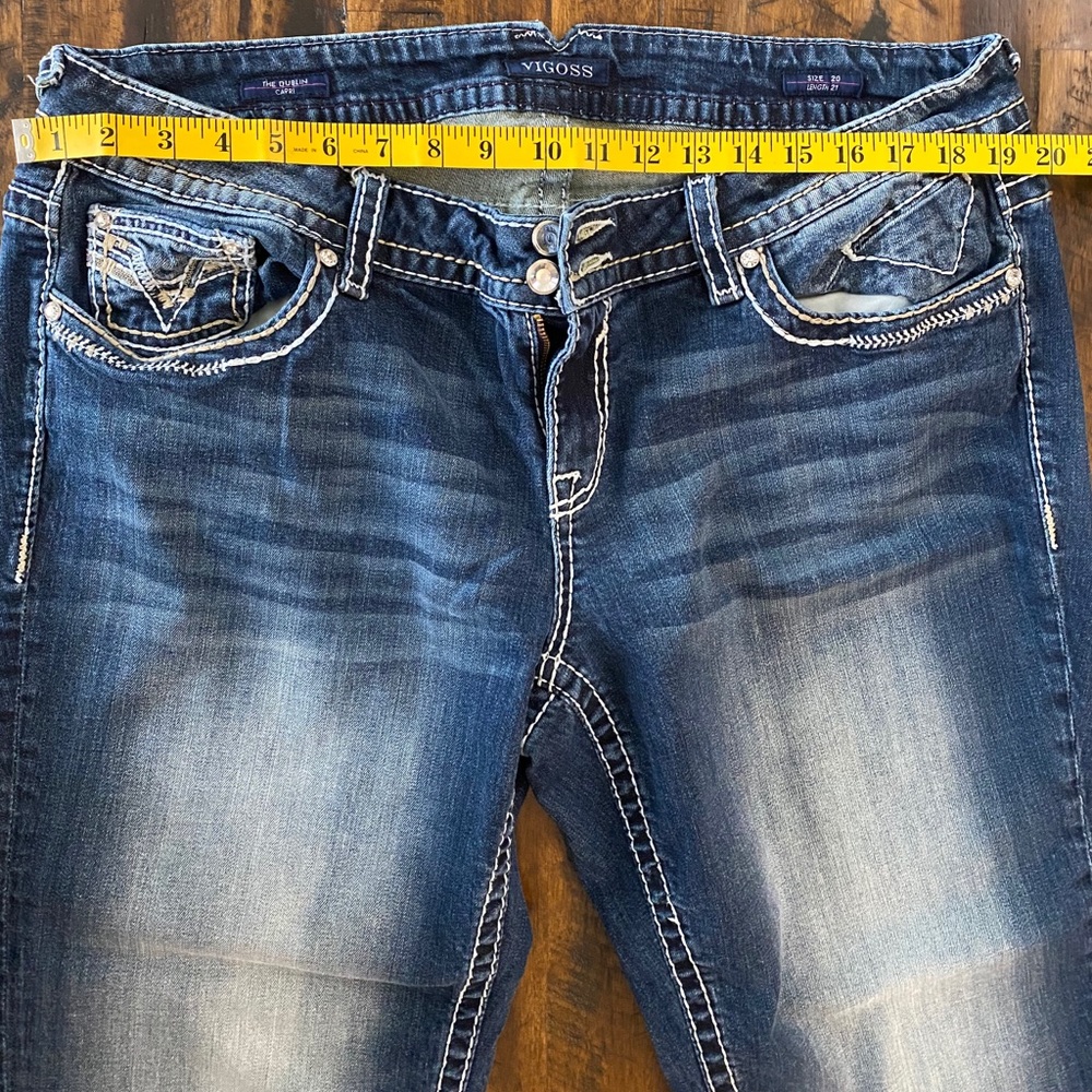 Like New! Vigoss Jean Capris